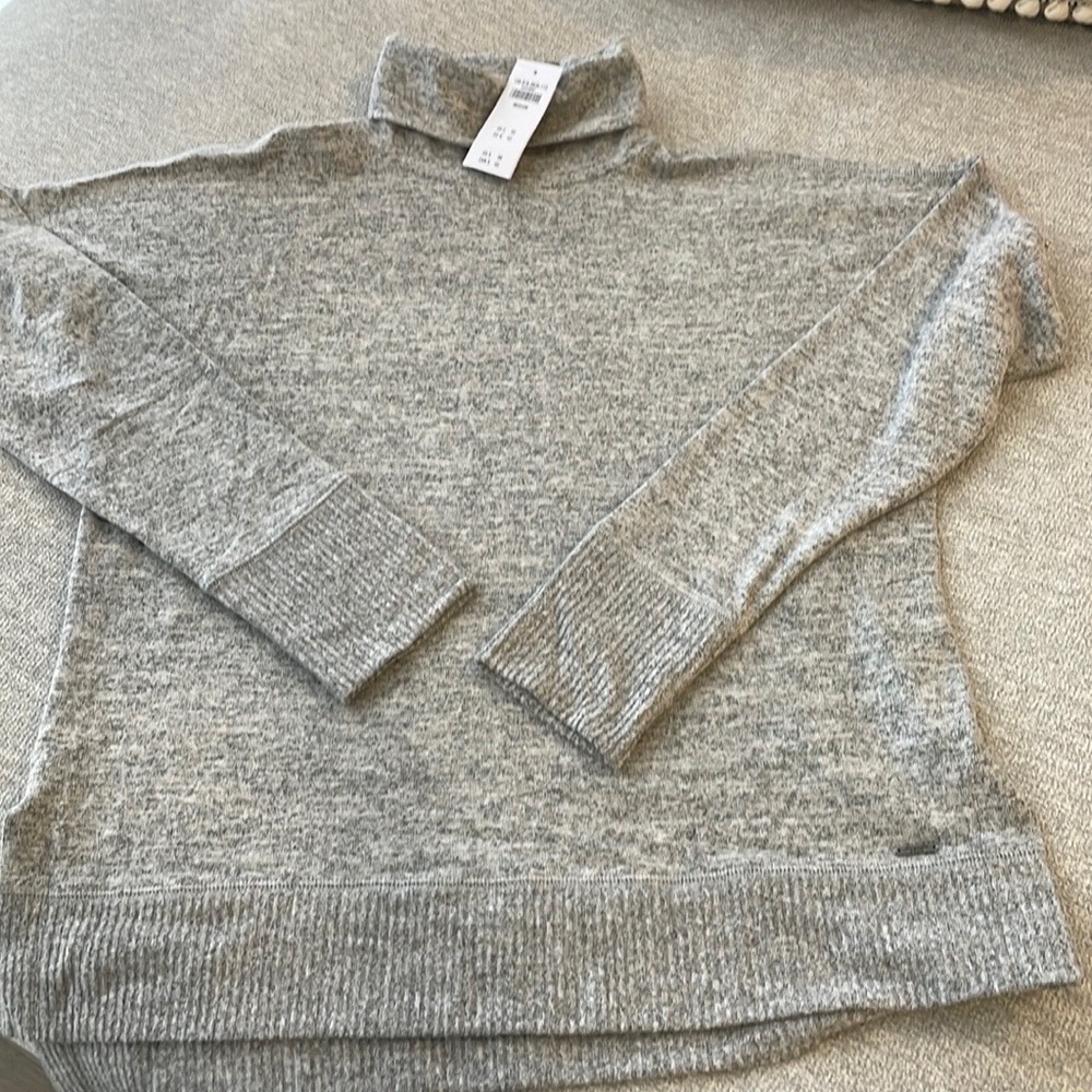 Abercrombie & Fitch Soft AF Top - Size M